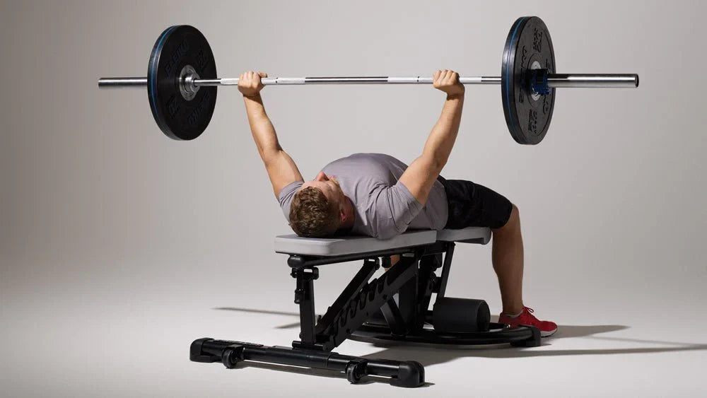 How Heavy Is a Bench Press Bar？